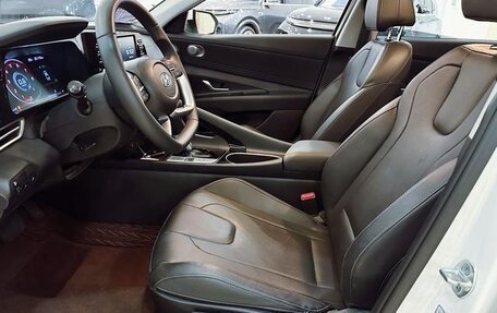 Hyundai Elantra, 2022 год, 1 285 000 рублей, 7 фотография