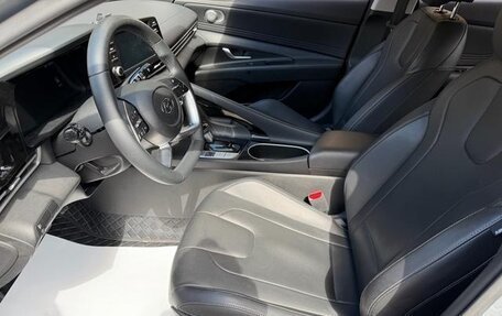 Hyundai Elantra, 2022 год, 1 378 000 рублей, 9 фотография