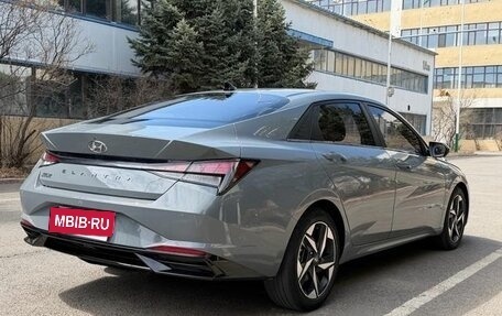 Hyundai Elantra, 2022 год, 1 378 000 рублей, 5 фотография