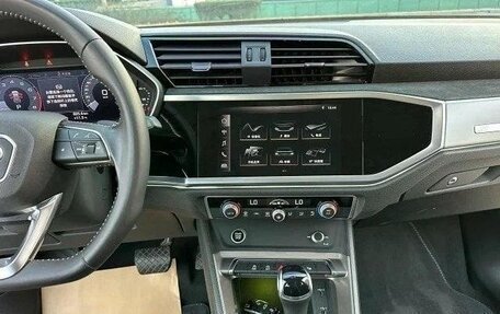 Audi Q3, 2023 год, 2 640 000 рублей, 11 фотография