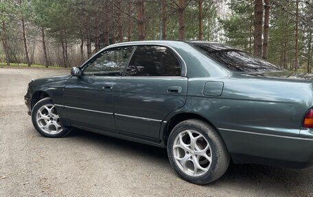Toyota Crown, 1992 год, 550 000 рублей, 2 фотография