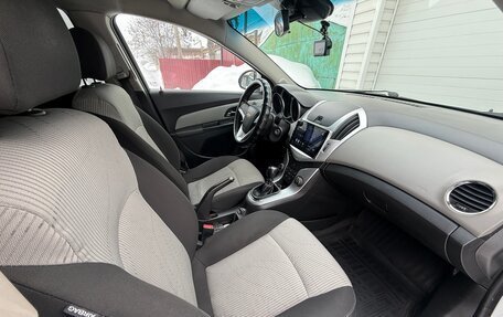 Chevrolet Cruze II, 2012 год, 550 000 рублей, 5 фотография