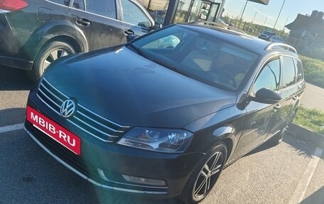 Volkswagen Passat B7, 2010 год, 850 000 рублей, 2 фотография