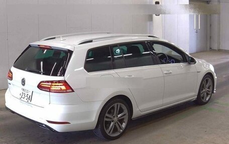 Volkswagen Golf VII, 2019 год, 1 800 000 рублей, 21 фотография