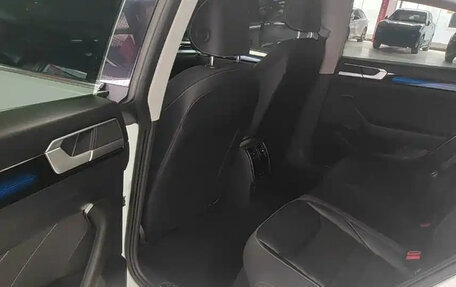 Volkswagen Passat CC, 2021 год, 3 700 000 рублей, 6 фотография