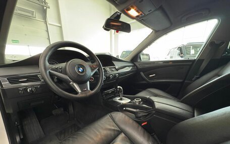 BMW 5 серия, 2009 год, 1 530 000 рублей, 11 фотография