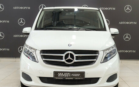 Mercedes-Benz V-Класс, 2017 год, 4 200 000 рублей, 2 фотография