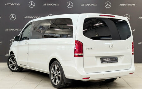 Mercedes-Benz V-Класс, 2017 год, 4 200 000 рублей, 7 фотография
