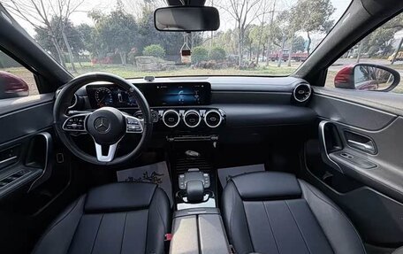 Mercedes-Benz A-Класс, 2022 год, 1 500 999 рублей, 8 фотография