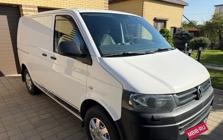 Volkswagen Transporter T5 рестайлинг, 2014 год, 1 888 000 рублей, 1 фотография