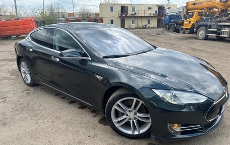 Tesla Model S I, 2013 год, 2 000 000 рублей, 2 фотография