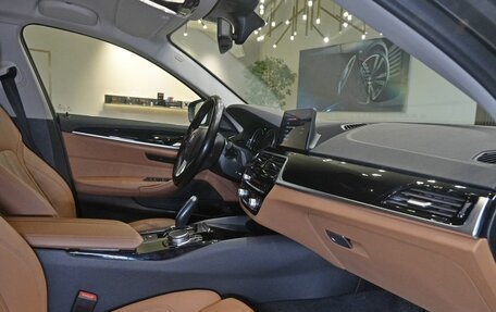 BMW 5 серия, 2018 год, 3 600 000 рублей, 16 фотография