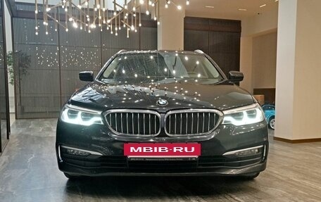 BMW 5 серия, 2018 год, 3 600 000 рублей, 3 фотография