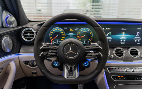 Mercedes-Benz E-Класс AMG, 2020 год, 8 990 000 рублей, 14 фотография