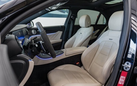 Mercedes-Benz E-Класс AMG, 2020 год, 8 990 000 рублей, 26 фотография