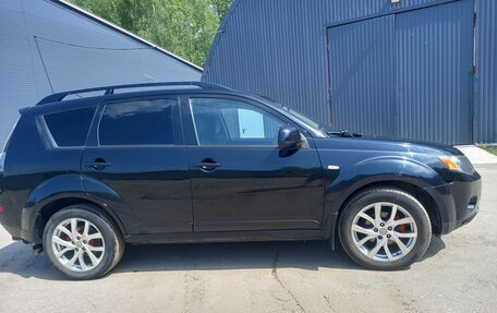 Mitsubishi Outlander III рестайлинг 3, 2008 год, 1 099 000 рублей, 3 фотография