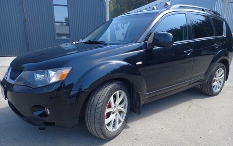 Mitsubishi Outlander III рестайлинг 3, 2008 год, 1 099 000 рублей, 8 фотография