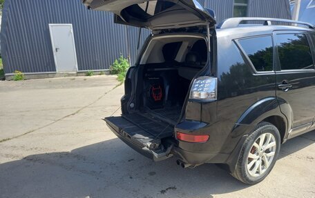 Mitsubishi Outlander III рестайлинг 3, 2008 год, 1 099 000 рублей, 10 фотография
