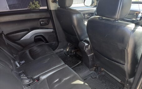 Mitsubishi Outlander III рестайлинг 3, 2008 год, 1 099 000 рублей, 14 фотография