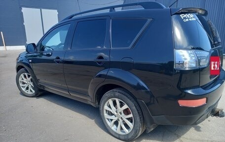 Mitsubishi Outlander III рестайлинг 3, 2008 год, 1 099 000 рублей, 6 фотография