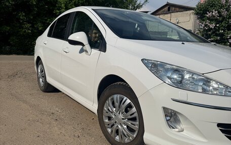 Peugeot 408 I рестайлинг, 2014 год, 650 000 рублей, 3 фотография