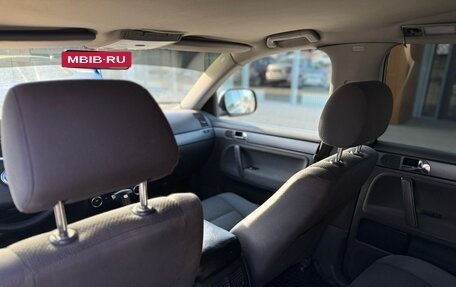 Volkswagen Touareg III, 2006 год, 629 000 рублей, 9 фотография