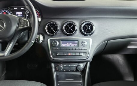 Mercedes-Benz A-Класс, 2016 год, 1 459 000 рублей, 15 фотография