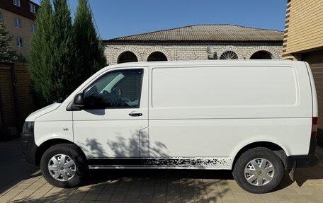 Volkswagen Transporter T5 рестайлинг, 2014 год, 1 888 000 рублей, 5 фотография