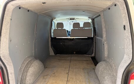 Volkswagen Transporter T5 рестайлинг, 2014 год, 1 888 000 рублей, 13 фотография