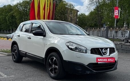 Nissan Qashqai, 2013 год, 900 000 рублей, 2 фотография