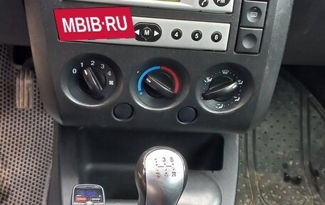 Ford Fiesta, 2004 год, 280 000 рублей, 23 фотография