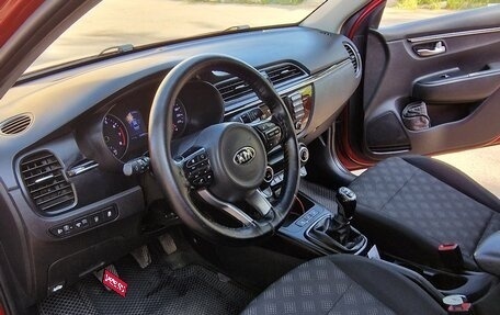 KIA Rio IV, 2017 год, 800 000 рублей, 8 фотография