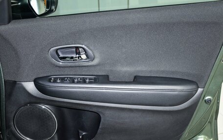 Honda Vezel, 2019 год, 1 999 000 рублей, 26 фотография