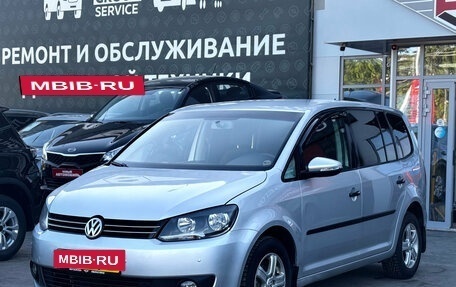 Volkswagen Touran III, 2011 год, 1 050 000 рублей, 3 фотография