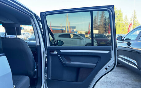 Volkswagen Touran III, 2011 год, 1 050 000 рублей, 26 фотография