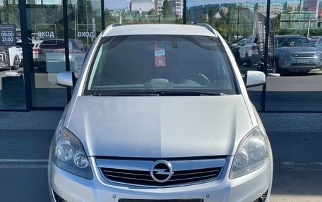 Opel Zafira B, 2012 год, 749 000 рублей, 2 фотография