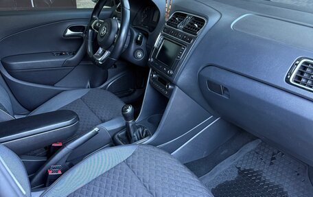 Volkswagen Polo VI (EU Market), 2018 год, 1 250 000 рублей, 7 фотография