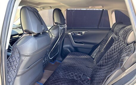 Toyota RAV4, 2021 год, 3 200 000 рублей, 20 фотография