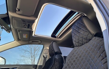 Toyota RAV4, 2021 год, 3 200 000 рублей, 21 фотография