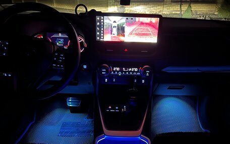 Toyota RAV4, 2021 год, 3 200 000 рублей, 27 фотография