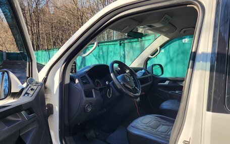 Volkswagen Caravelle T6 рестайлинг, 2018 год, 3 500 000 рублей, 7 фотография