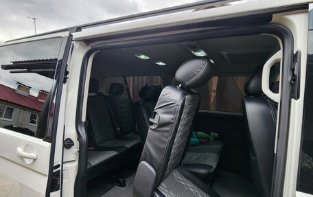 Volkswagen Caravelle T6 рестайлинг, 2018 год, 3 500 000 рублей, 13 фотография