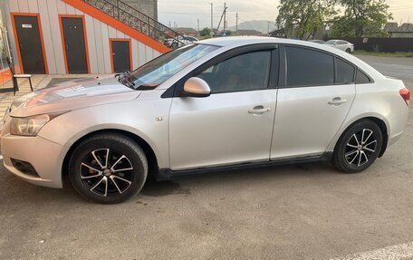 Chevrolet Cruze II, 2009 год, 460 000 рублей, 2 фотография