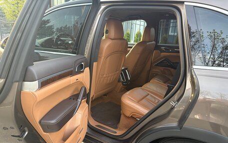 Porsche Cayenne III, 2011 год, 2 450 000 рублей, 20 фотография
