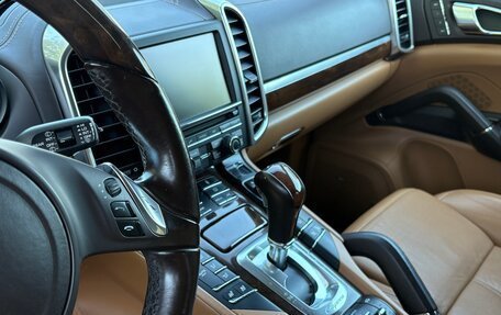 Porsche Cayenne III, 2011 год, 2 450 000 рублей, 34 фотография