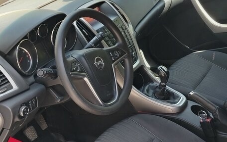 Opel Astra J, 2011 год, 680 000 рублей, 6 фотография