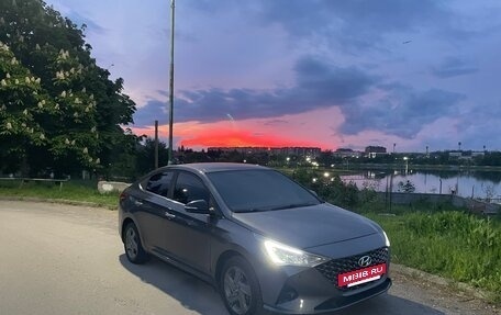 Hyundai Solaris II рестайлинг, 2021 год, 1 320 000 рублей, 5 фотография