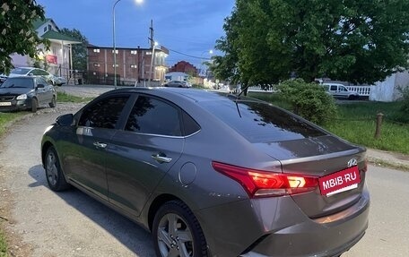 Hyundai Solaris II рестайлинг, 2021 год, 1 320 000 рублей, 6 фотография