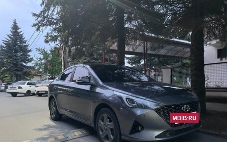 Hyundai Solaris II рестайлинг, 2021 год, 1 320 000 рублей, 2 фотография