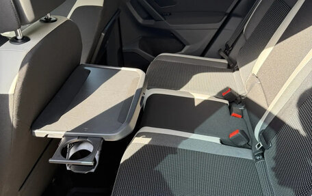 Volkswagen Tiguan II, 2019 год, 3 300 000 рублей, 11 фотография